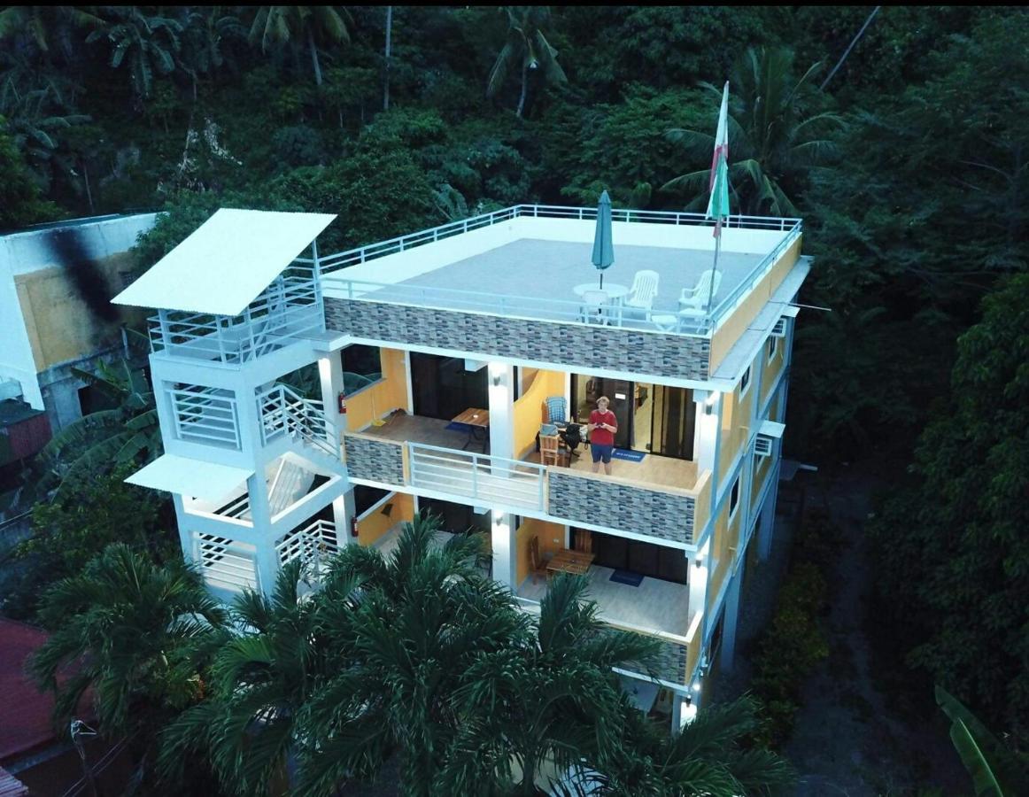 Aparthotel The Blue Pagong Puerto Galera Exterior foto
